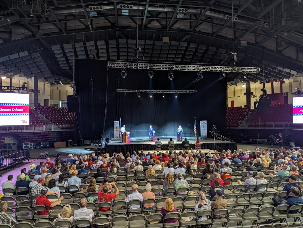 A wide shot of the crowd on Tuesday, Sept. 1, in attendance of the Nebraska US Senate debate between Republican incumbent Pete Ricketts and Independent challenger Dan Osborn. | Photo: Chase Porter/Courier Nebraska